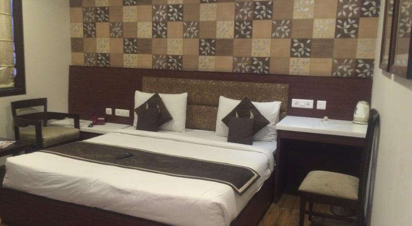 Hotel AT Residency